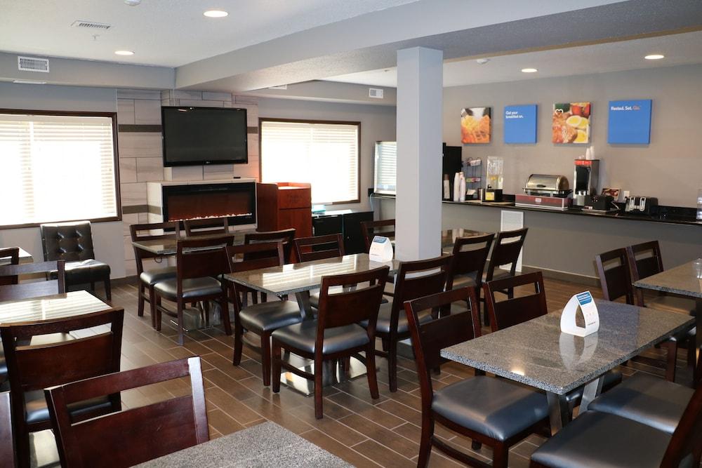 יורקטון Comfort Inn & Suites מראה חיצוני תמונה