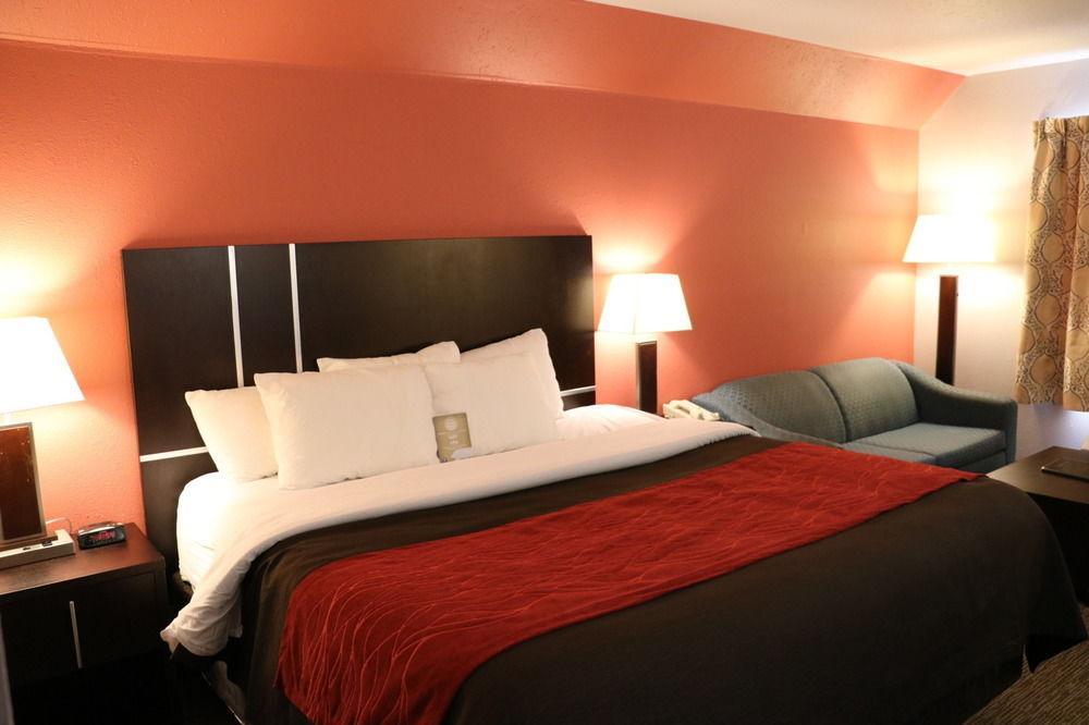 יורקטון Comfort Inn & Suites מראה חיצוני תמונה