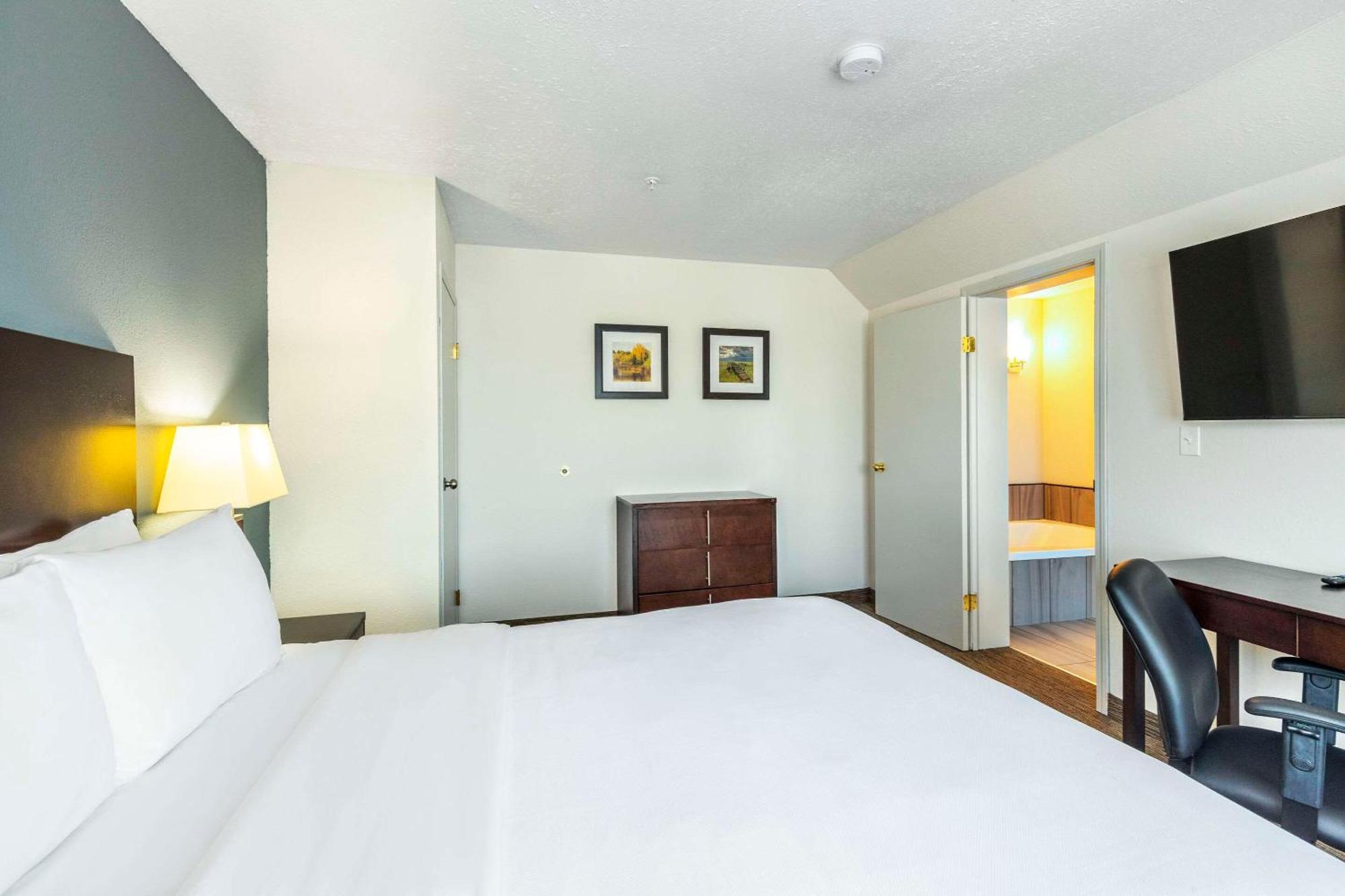 יורקטון Comfort Inn & Suites מראה חיצוני תמונה