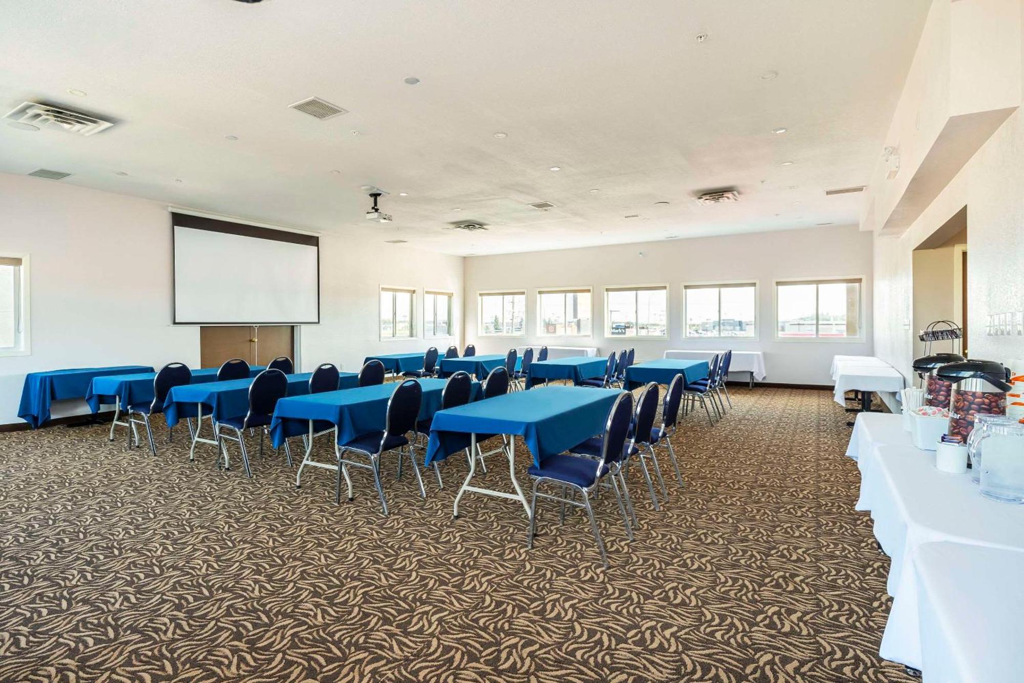 יורקטון Comfort Inn & Suites מראה חיצוני תמונה