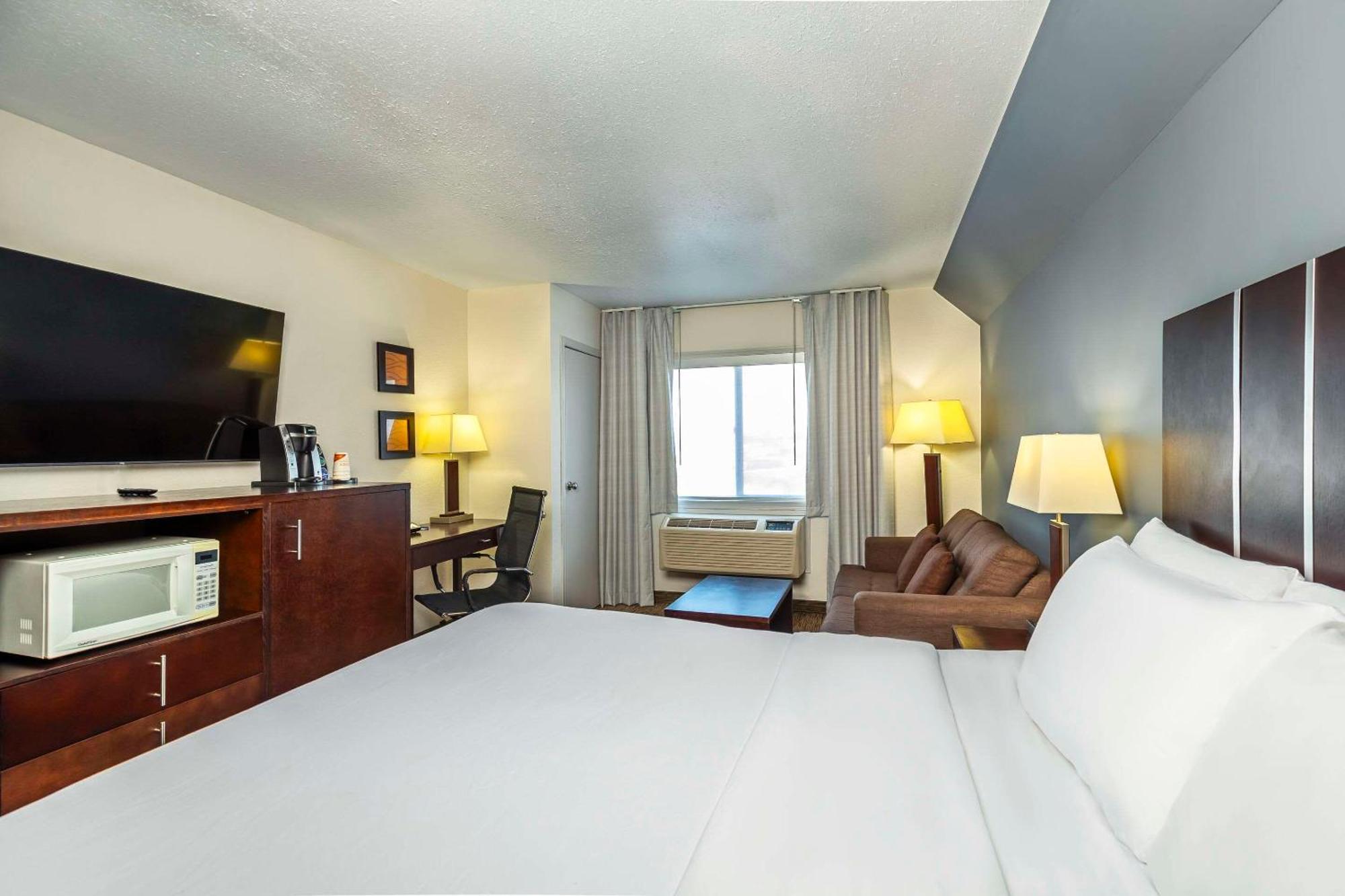 יורקטון Comfort Inn & Suites מראה חיצוני תמונה