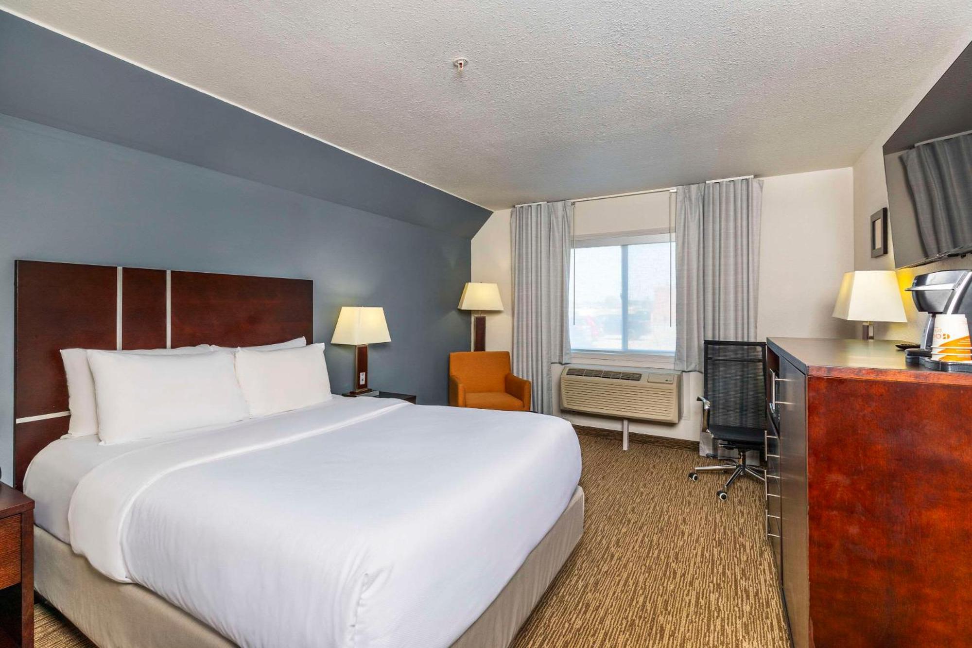 יורקטון Comfort Inn & Suites מראה חיצוני תמונה